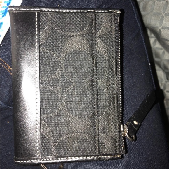 Coach wallet - Picture 2 of 2